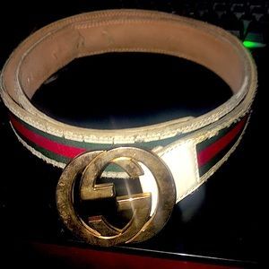 White with green and red Gucci belt